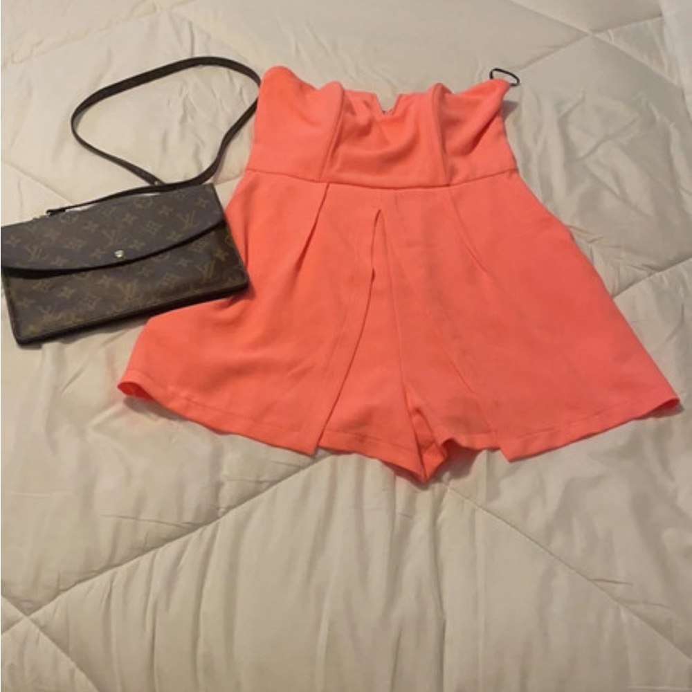 Coral romper ❌SOLD❌